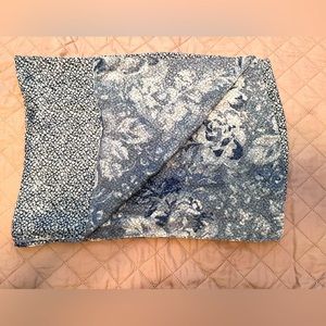 Guy Laroche Paris Delicate Scarf